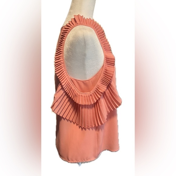 Delfi Collective Everly pleated ruffled cold shoulder tank top in “blush” size S - Picture 9 of 10